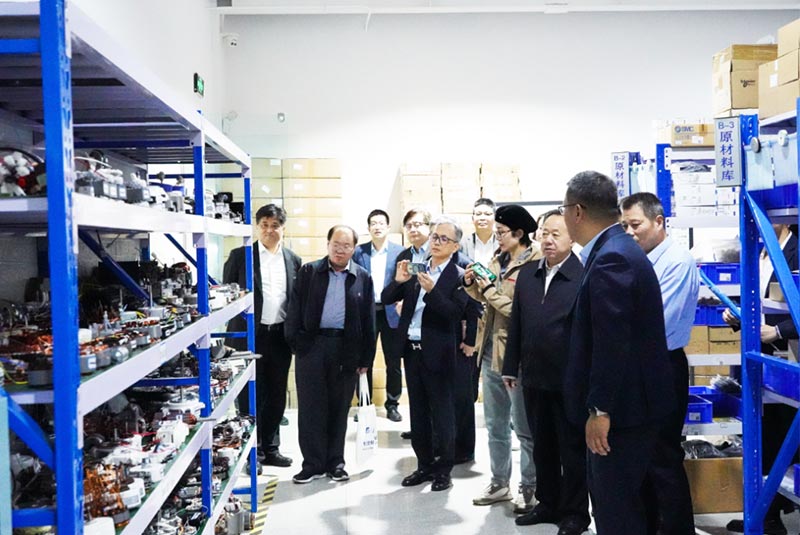 深化合作丨中國(guó)電器工業(yè)協(xié)會(huì)微電機(jī)分會(huì)八屆四次理事會(huì)一行到艾普智能參觀交流—AIP艾普